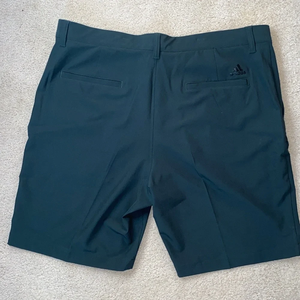 Adidas 2 piece Golf Shorts Set